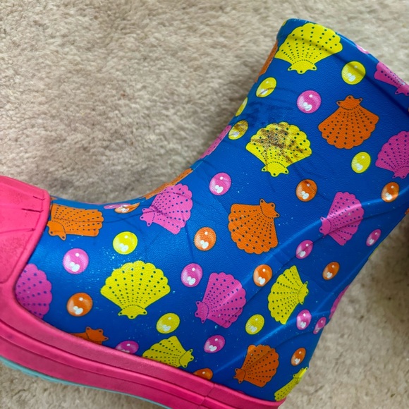 Crocs seashell rain boots 6c - Picture 5 of 9